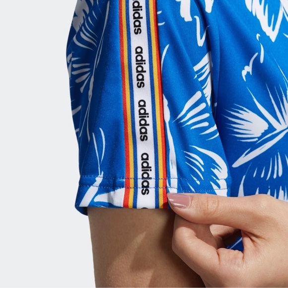 Adidas x Farm Rio Butterfly Dress Size Large - Picture 9 of 9